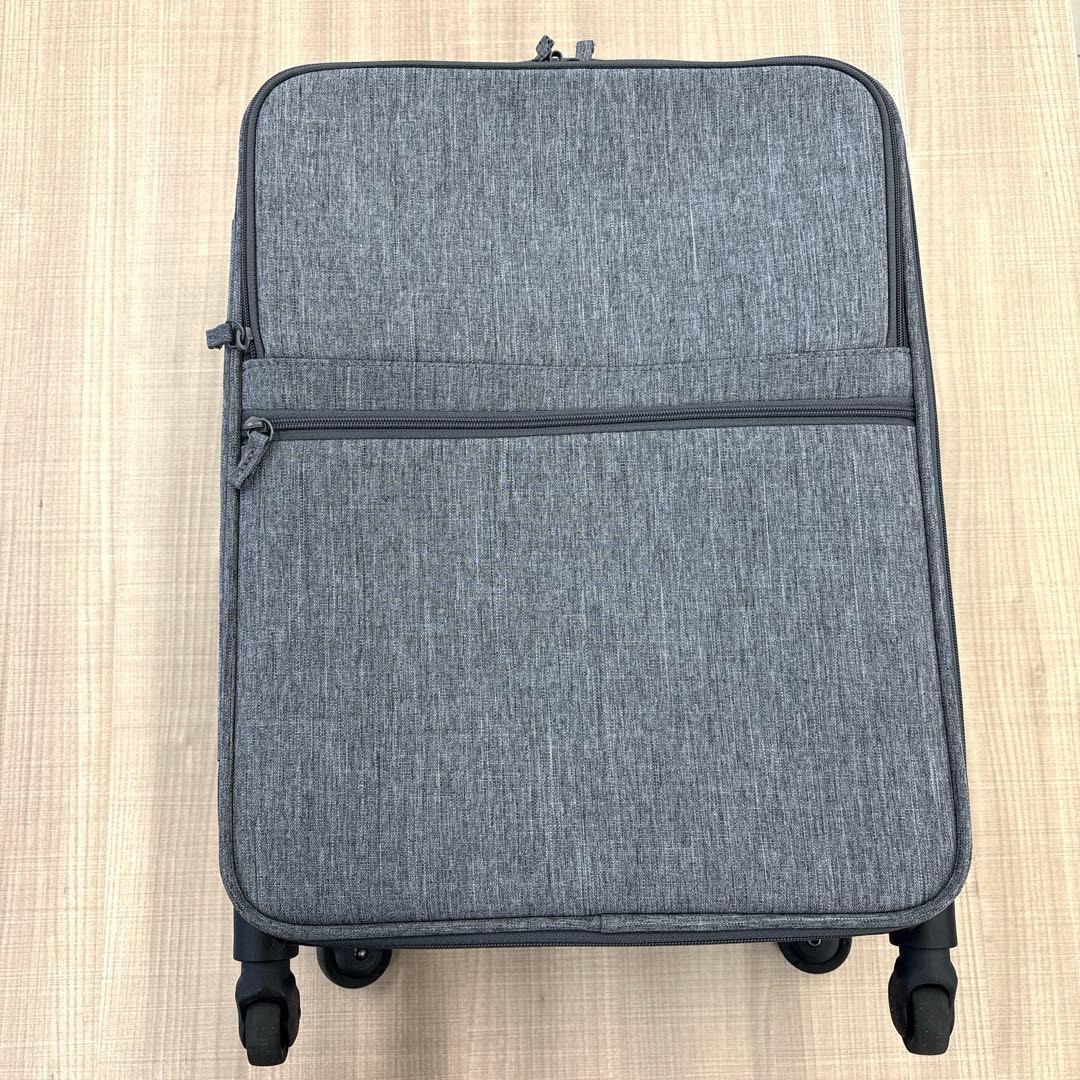 美品✨️廃盤品✨️無印 半分の厚みで収納できるソフト キャリーケース Sサイズ