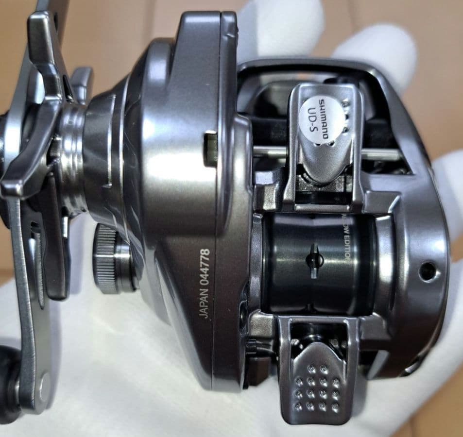 シマノ ベイトリール 22メタニウムシャローエディション(新品/未使用‼️)
