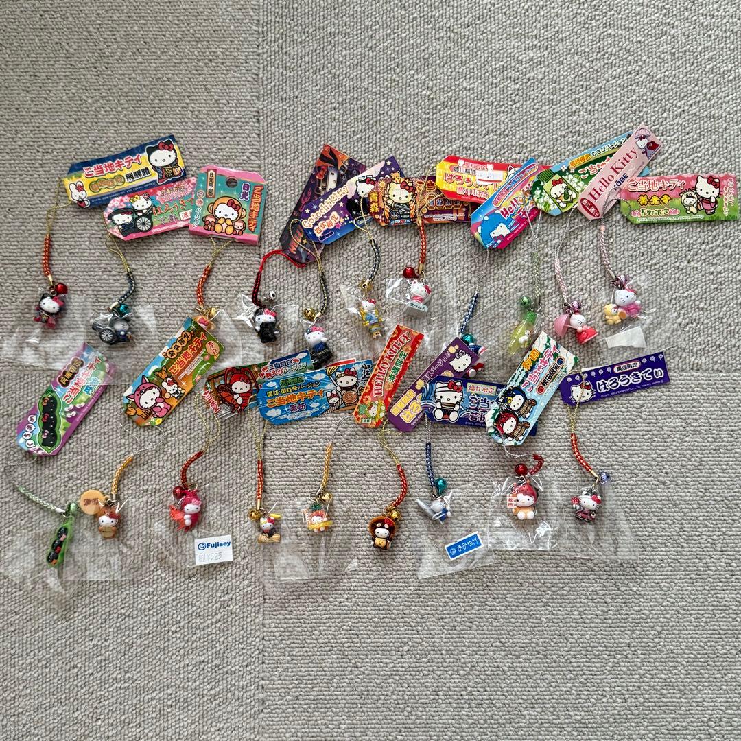 ご当地キティ 根付　ストラップ まとめ 35個 全国各地いろいろ