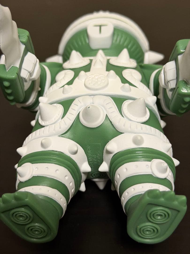 ともだち初号機　トーキー　ソフビ