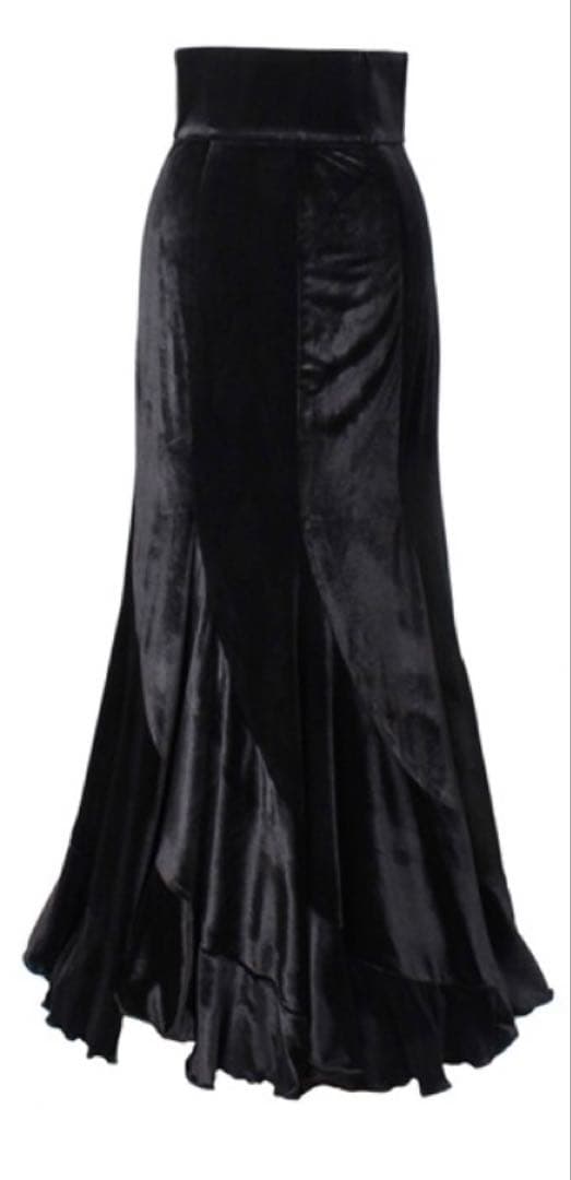 ソニアジョーンズ　フラメンコ衣装　アマルゴファルダ