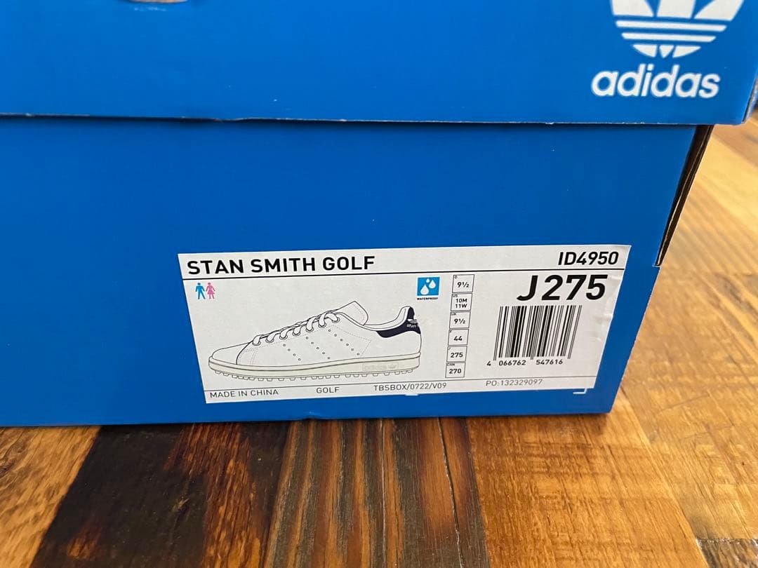 ⑫adidas Stan Smith golf shoes