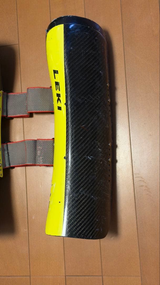 LEKI スキー用カーボンプロテクター レガース
