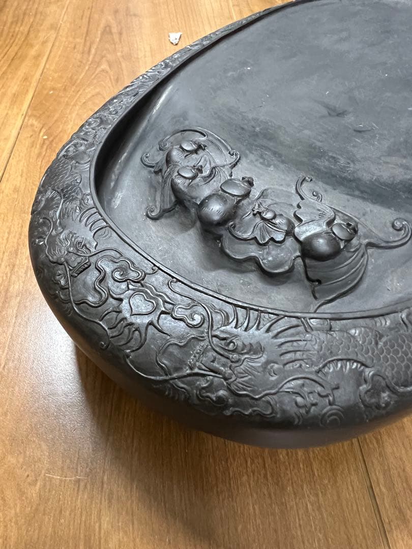 中国古美術　歙州　蝙蝠龍紋硯　硯　書　端渓硯 / 西X-44