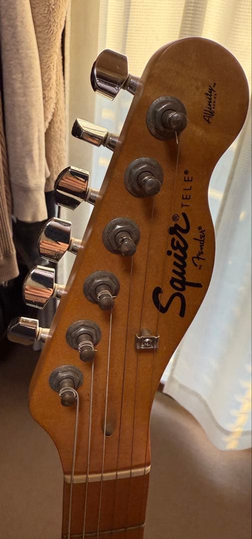 Squier by Fender Telecaster レッドカービンテージ