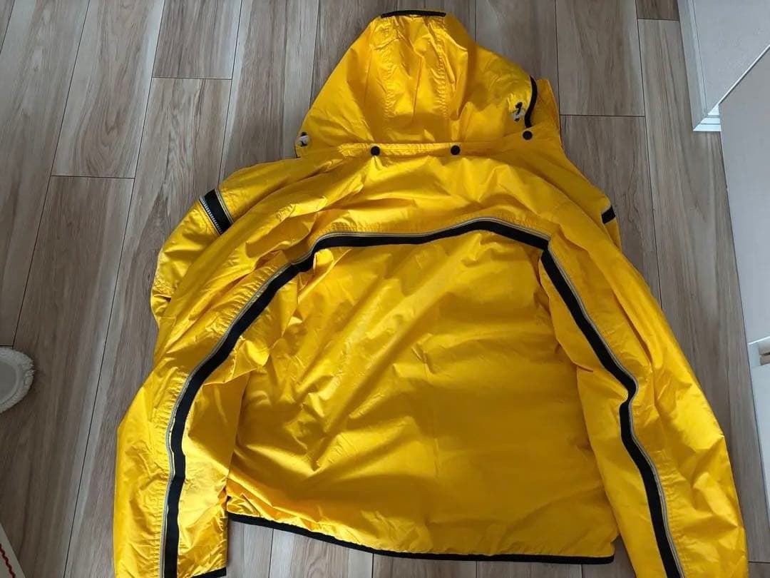 DESCENTE スキーウェア　上下　イエロー