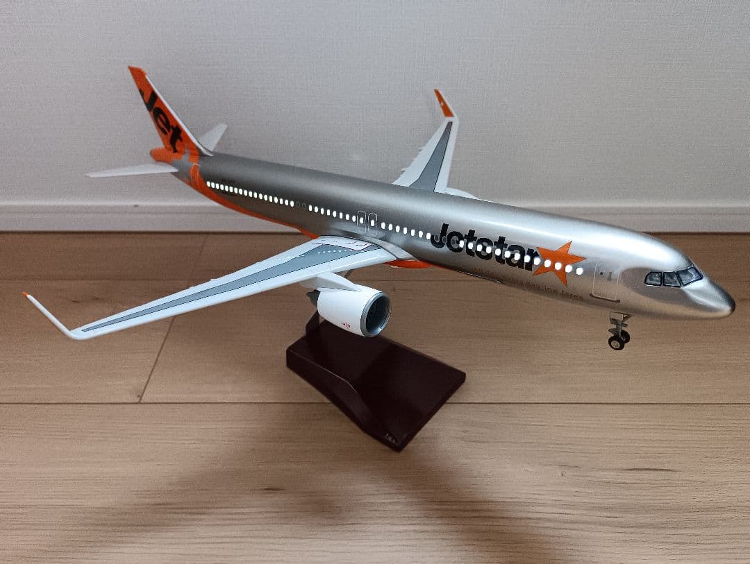 1/100 airbus A321 NEO 44 cm jetstar 模型