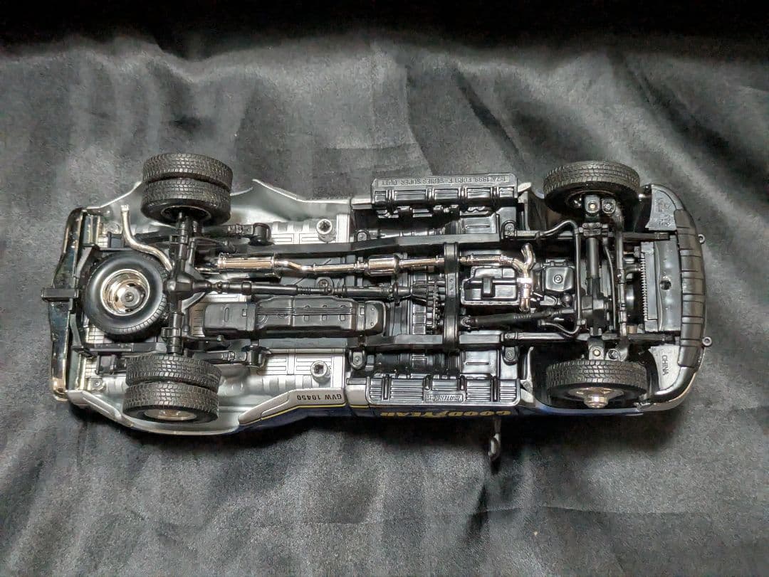 マッチボックス　1:24 1999 フォード Fシリーズ スーパーデューティ