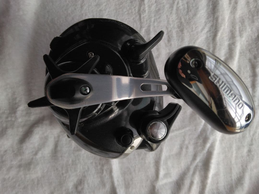 SHIMANO 電動リール デジタル表示 カラフルライン　フォーマスター9000