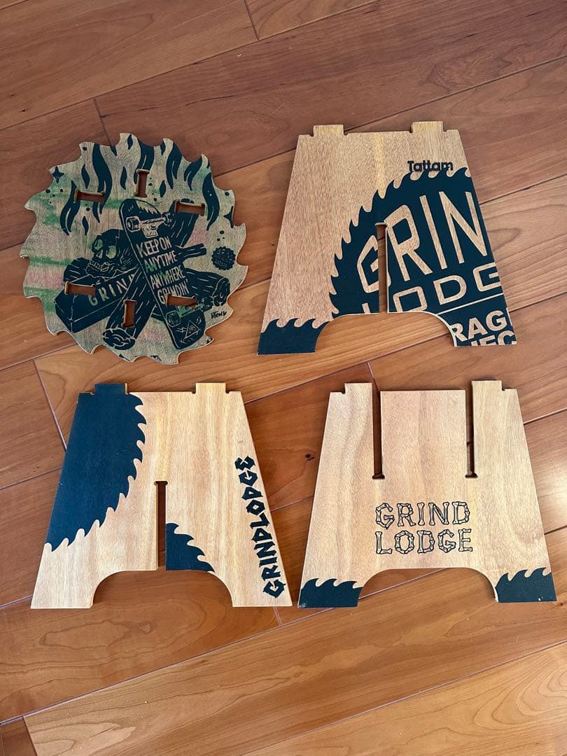 GRINDLODGE スツール