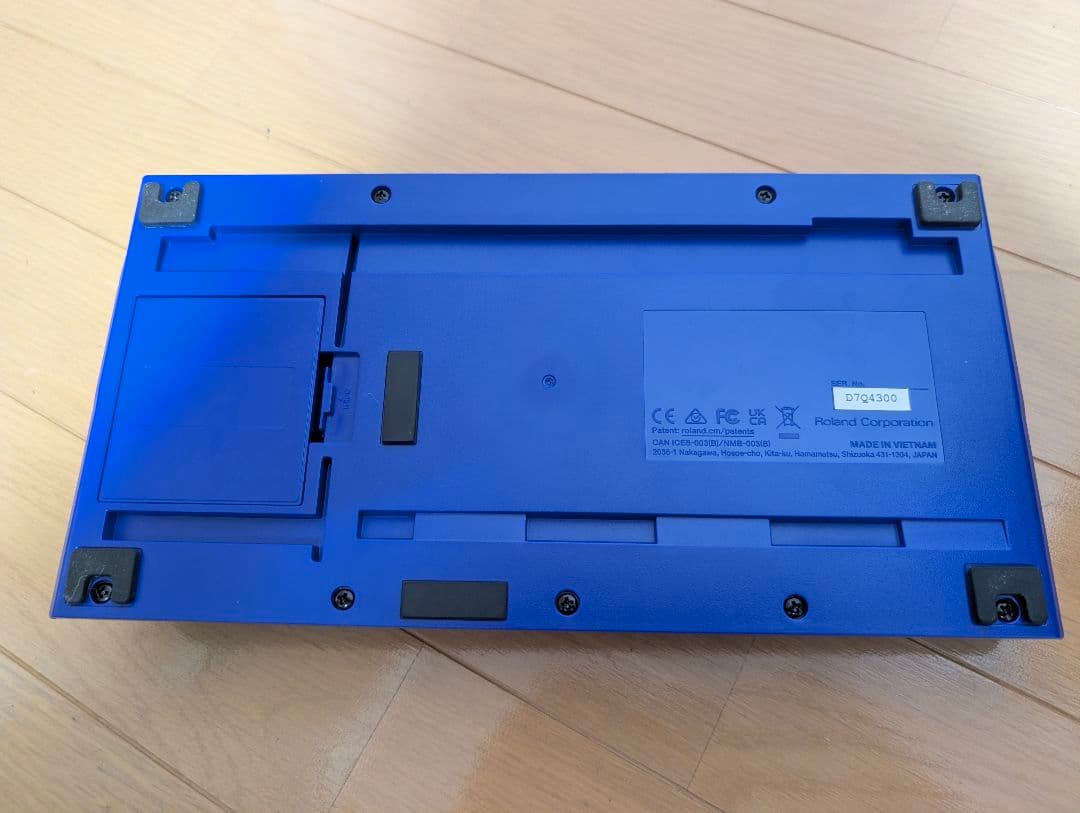 BOSS GT-1 純正アダプター付属