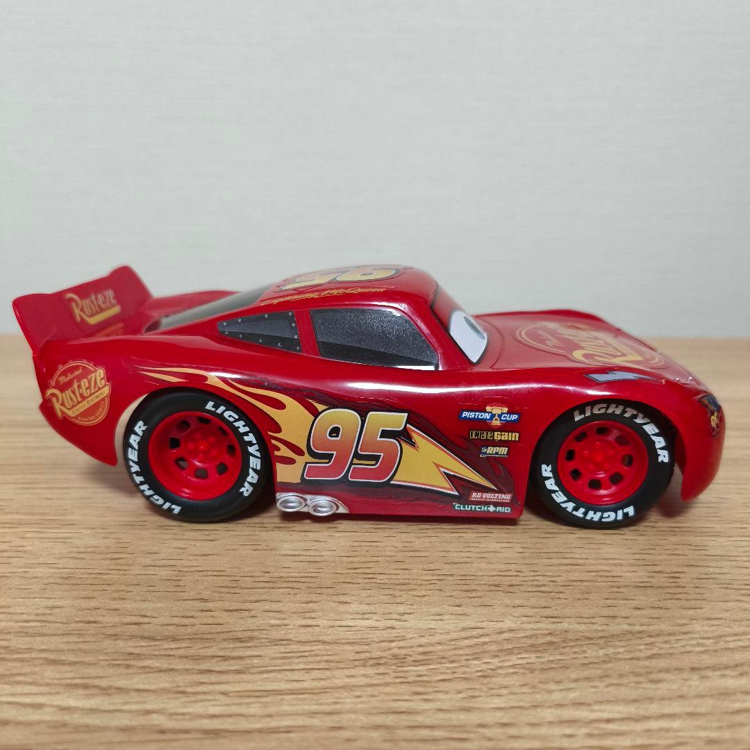 稼働品　ライトニング・マックイーン ラジコンカー