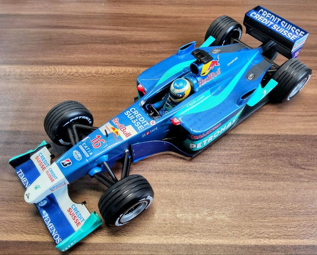 【美品！】1/18 ミニチャンプス ザウバー C20 キミ・ライコネン