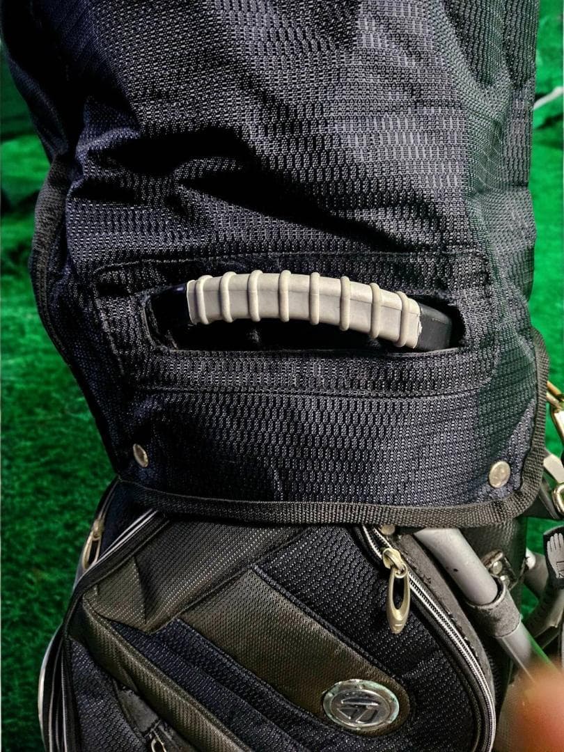 送料無料/美品　TaylorMade １４分割　レアモデル大型キャディバッグ