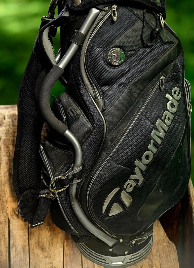 送料無料/美品　TaylorMade １４分割　レアモデル大型キャディバッグ