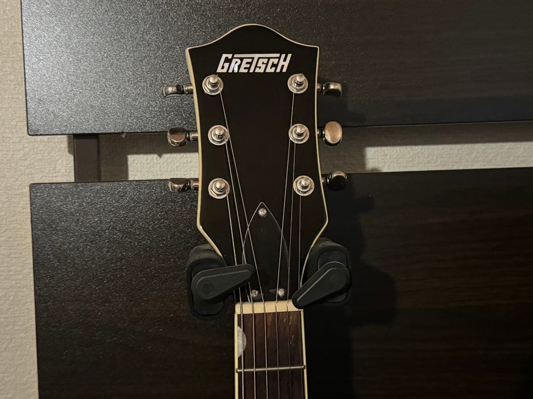 ギター GRETSCH G5622Double-Cut with V-Stoptail