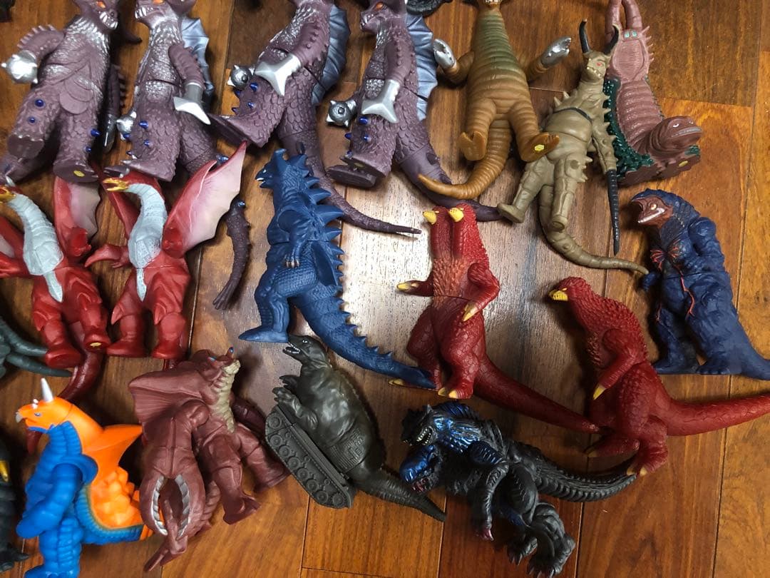 ウルトラマン ウルトラ怪獣 ソフビ ウルトラ怪獣500 ライブサイン付 限定