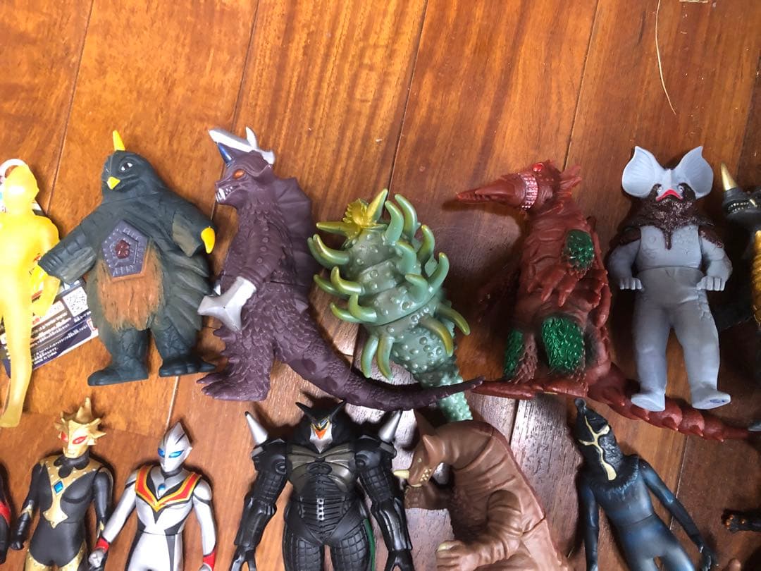 ウルトラマン ウルトラ怪獣 ソフビ ウルトラ怪獣500 ライブサイン付 限定