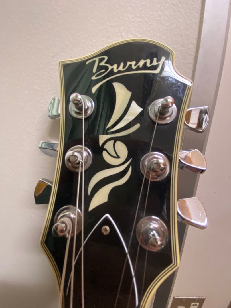 値下げ可　 バーニー（フェルナンデス）レスポールタイプエレキギター星野英彦モデル
