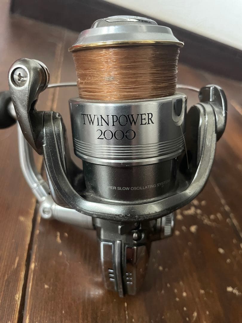 シマノ TWIN POWER 2000 スピニングリール