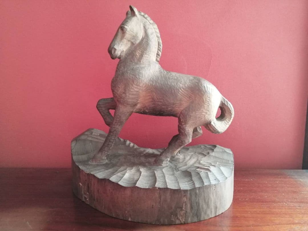 杉本宗一・作　木彫　一木の馬（刻銘有り）