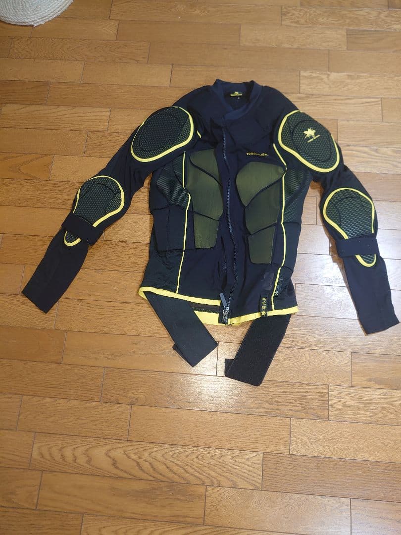 YOROIMUSHA スノーボード プロテクター付き　Мサイズスーツ上下セット