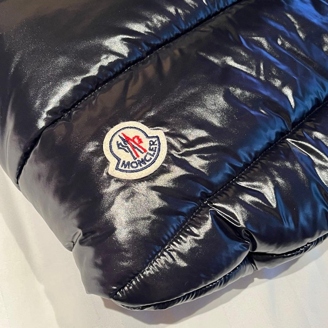 モンクレール ポルド ドッグ クチュール　犬用ダウンベスト　犬服　黒　サイズ3