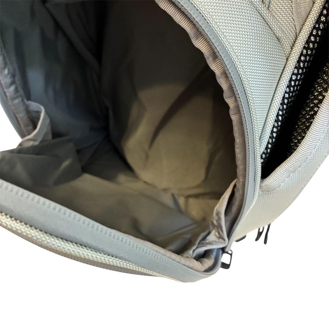 【新品】ブリーフィング キャディバッグ CR-3 #04 PRO シルバー