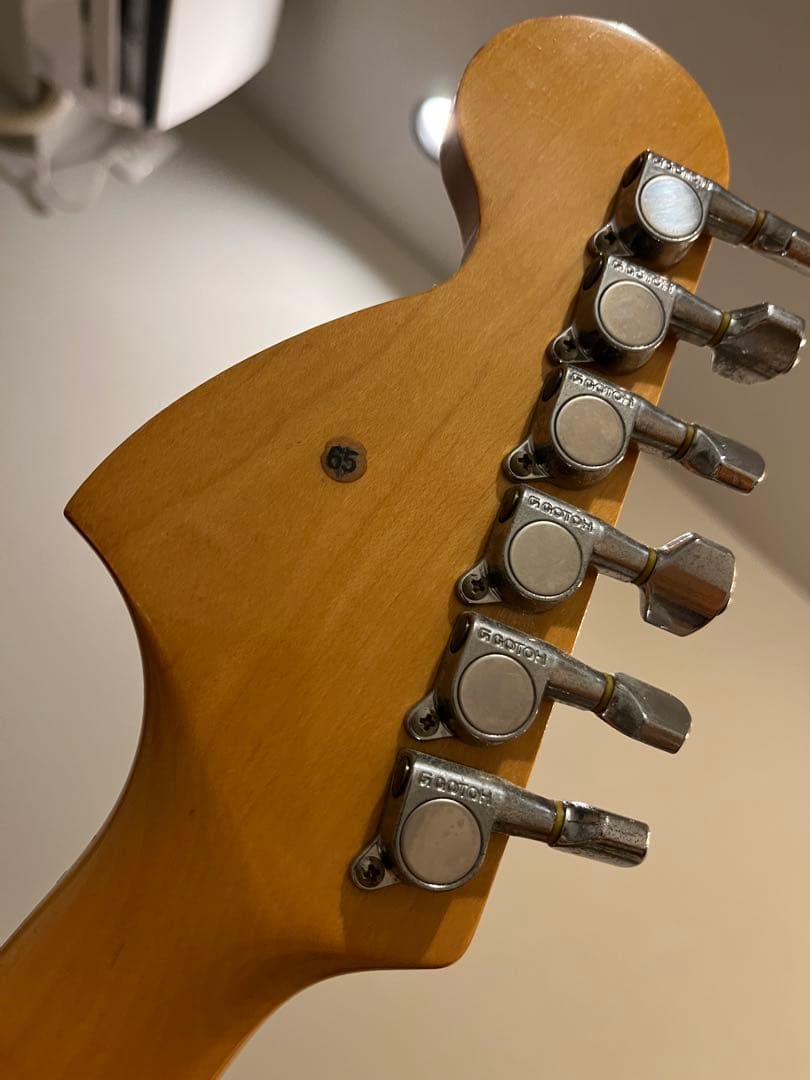 Fender Stratocaster アイボリー　日本製