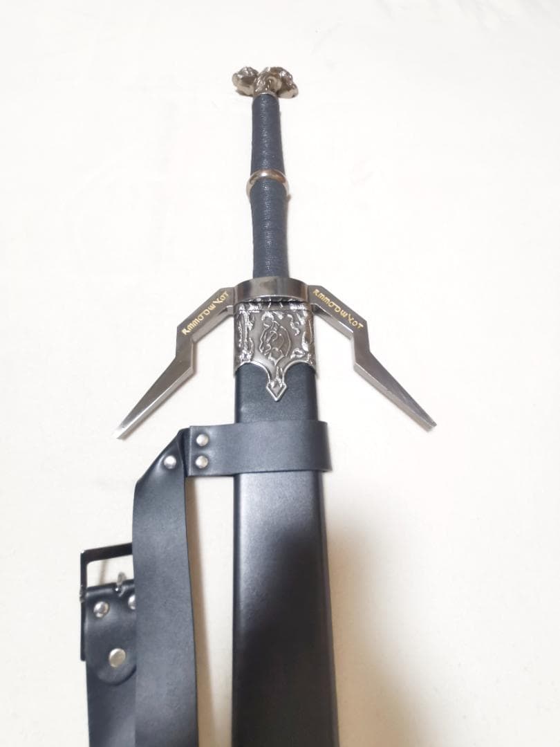 ウィッチャー3 ワイルドハント 狼流派の銀の剣 金属製 模造刀 西洋剣 美術品