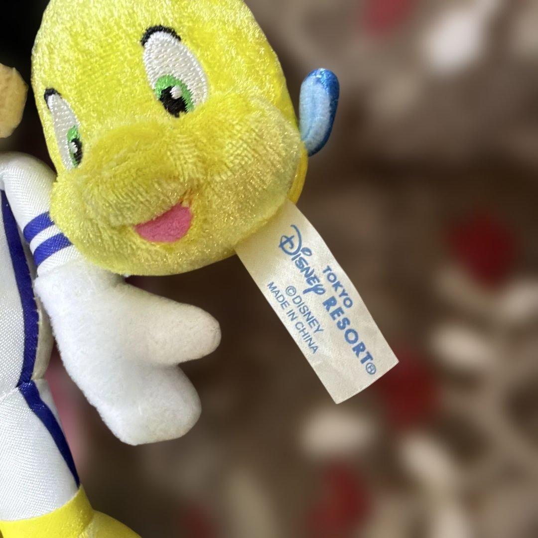 東京ディズニー 8周年限定 ミッキー ぬいぐるみバッジ レア