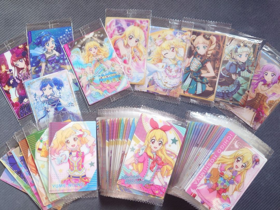 アイカツウエハース 50枚まとめ売り 星宮いちご 藤堂ユリカ