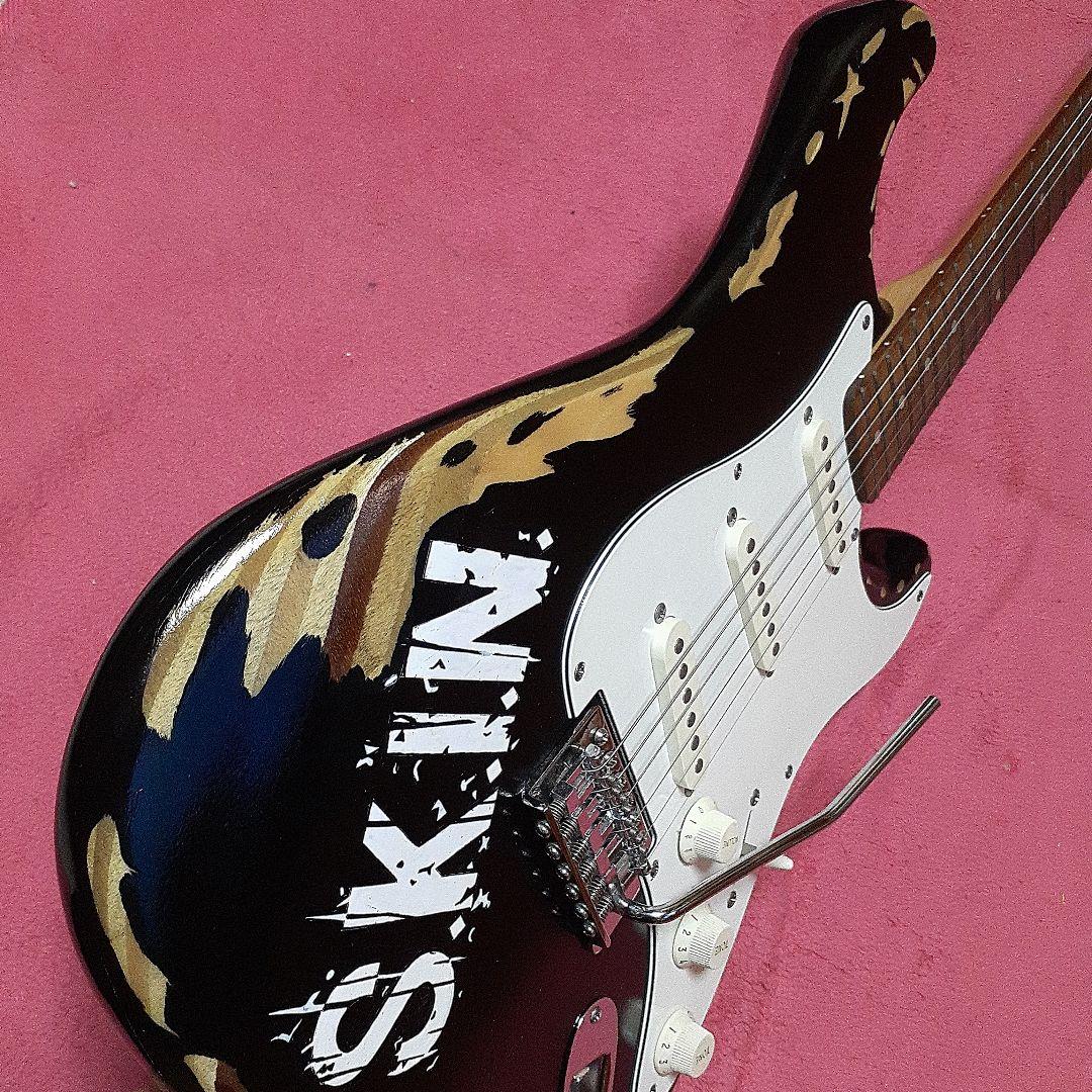 【良・美品】SKINペイント・SUGIZOモデル。ソフトケース&アーム付属。