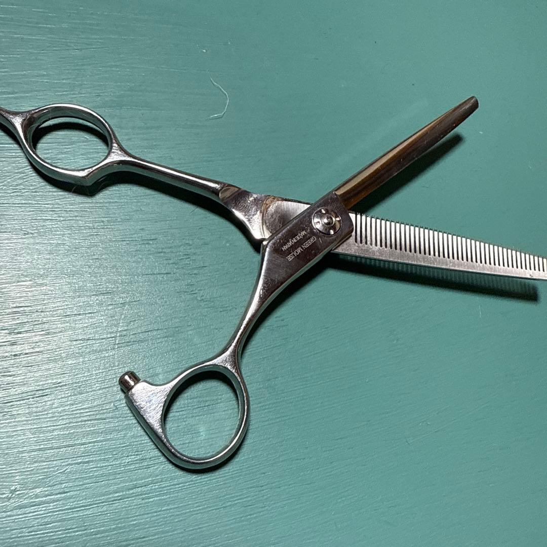 トリミングシザー　カーブブレンダー　セニングシザー