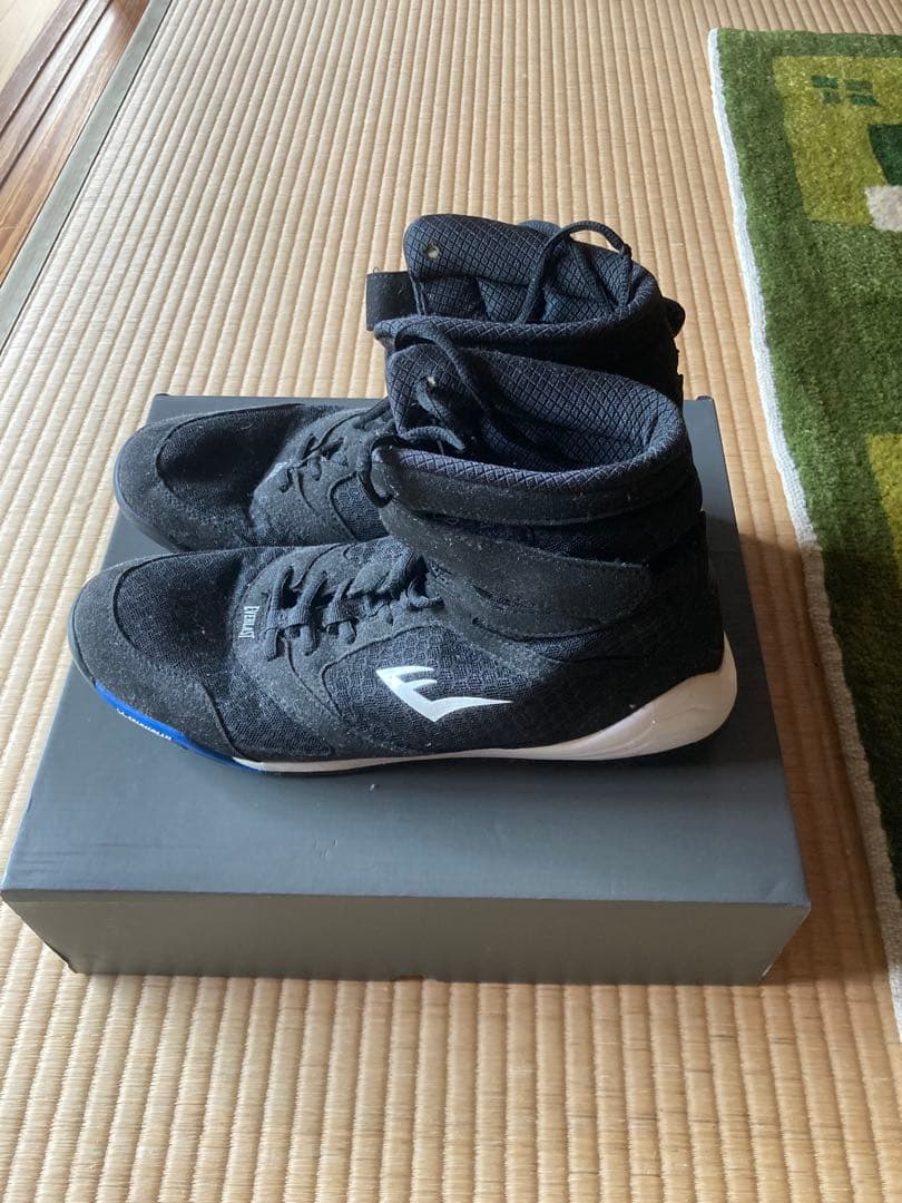 ボクシングシューズ　エバーラスト