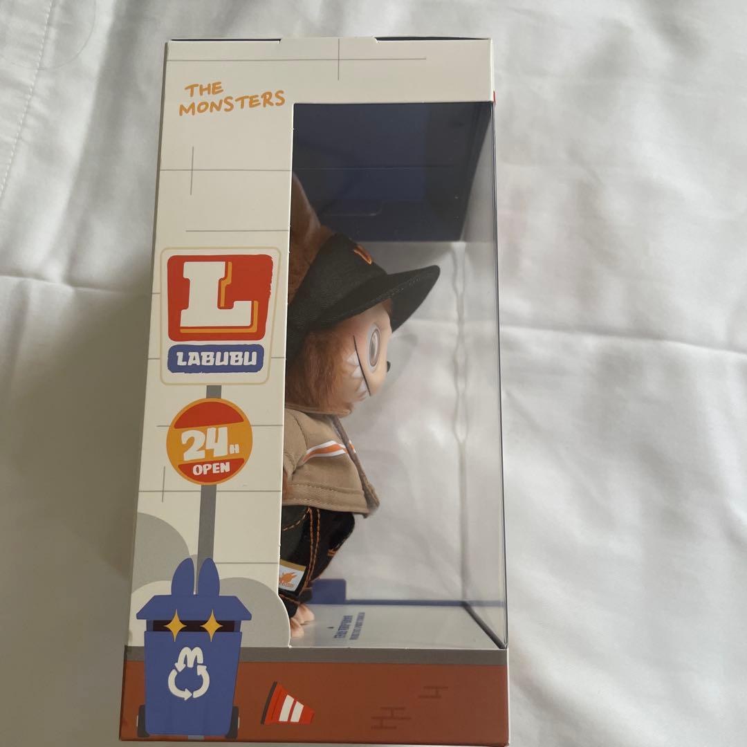 専用ラブブ 店員