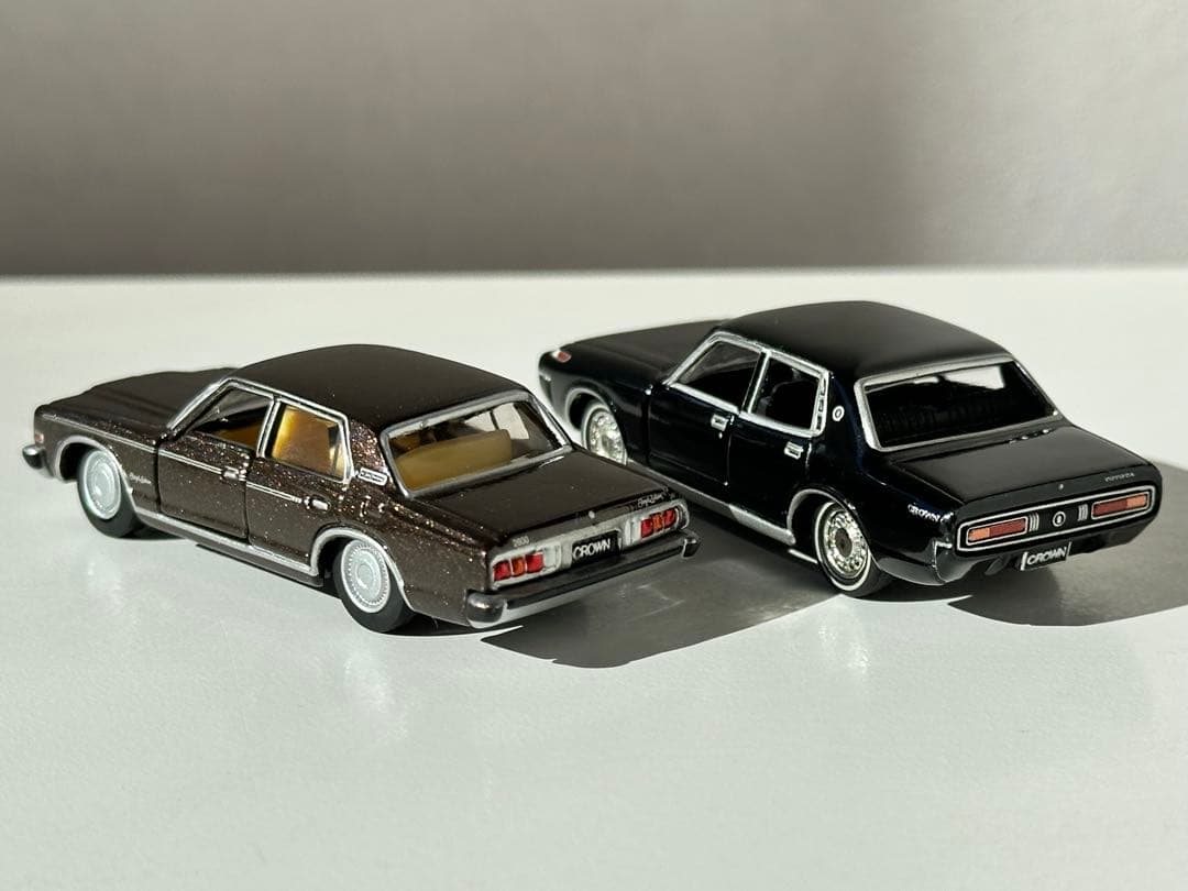 トミカリミテッド　クラウン2台セット ブラウン ブラックMS60・80