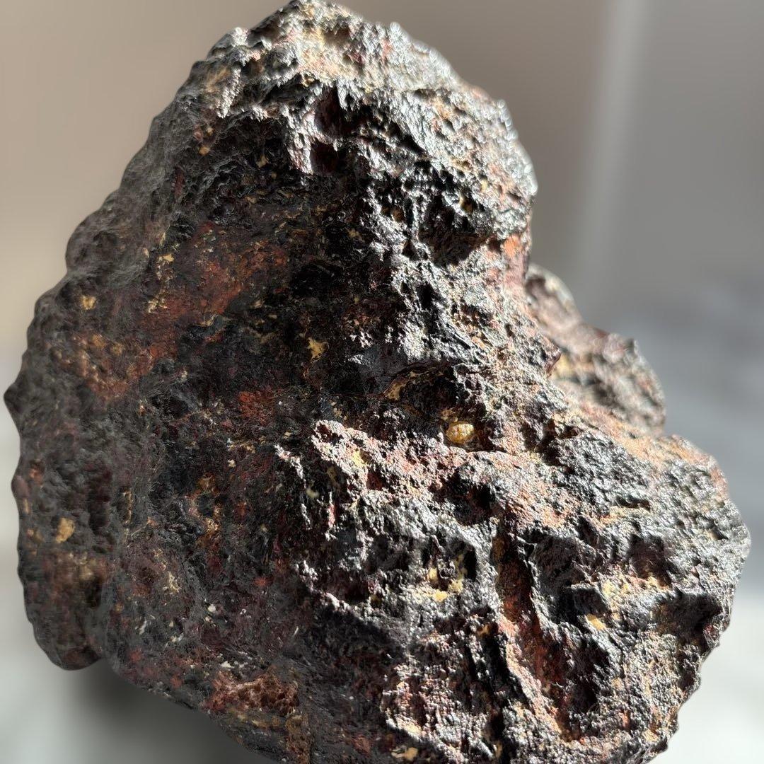 赤鉄鉱（ヘマタイト） 重さ2.2㎏　幅14㎝　鑑賞石 自然石 天然石 鉱物 置物