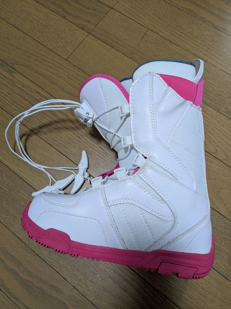 SIONYX ホワイト/ピンク　バイン ブーツセット　子供、レディース用