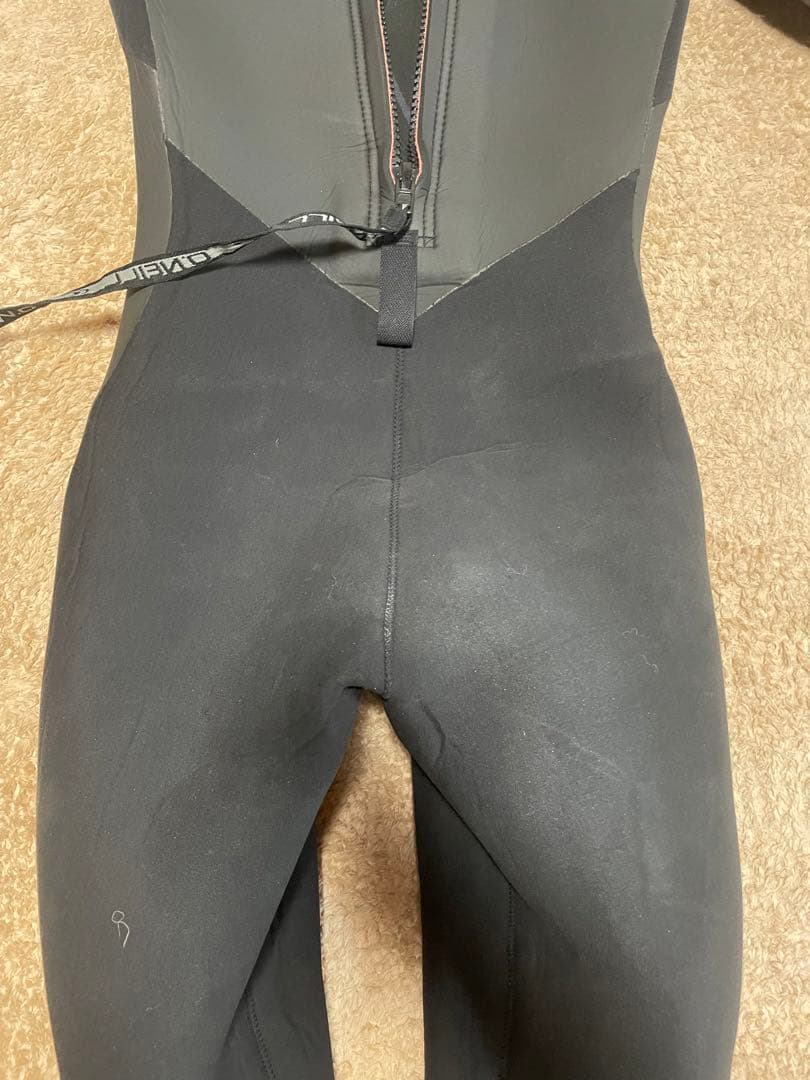 ONEILL ブラック フルスーツ