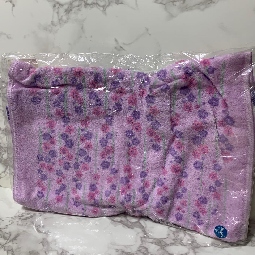 Sanrio Hello kitty ラベンダーカオハナ　1999年キティタオル