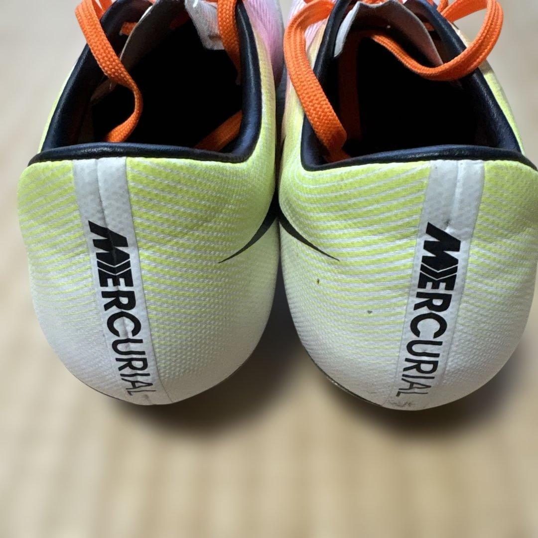 NIKE マーキュリアル