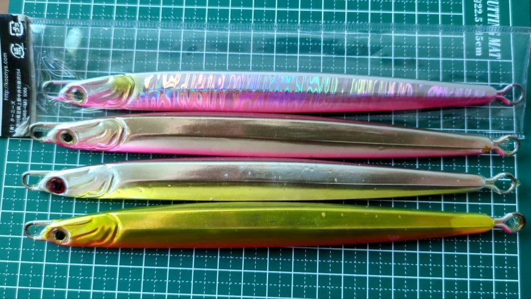 グーニーズ　背黒ジグ　200グラム　4本セット　A