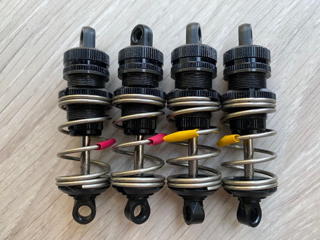 TOPLINEのダンパーとスプリングのセット