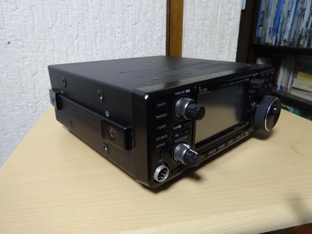 ICOM IC-7300 HF/50MHzトランシーバー 100W