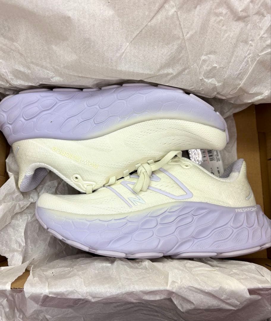 ニューバランス　Fresh Foam X More v4 フレッシュフォームモア