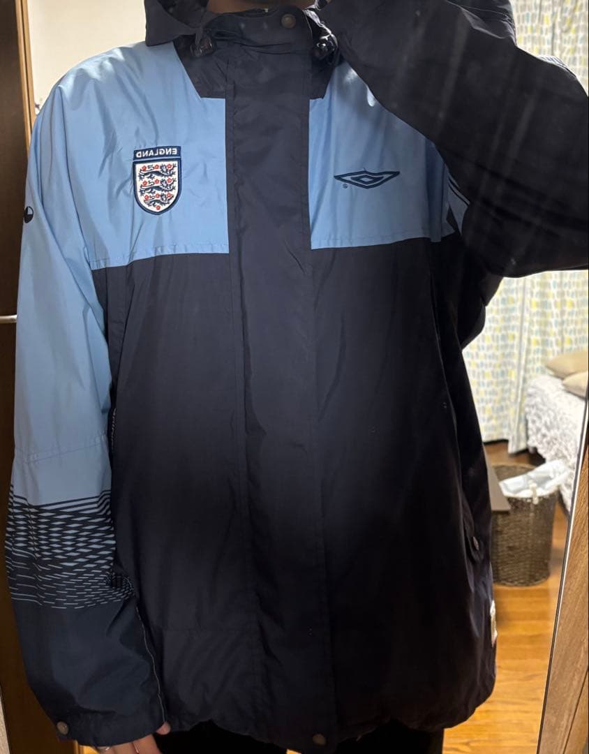 値下げ　アンブロ　イングランド代表 マウンテンパーカー　ナイロンジャケット