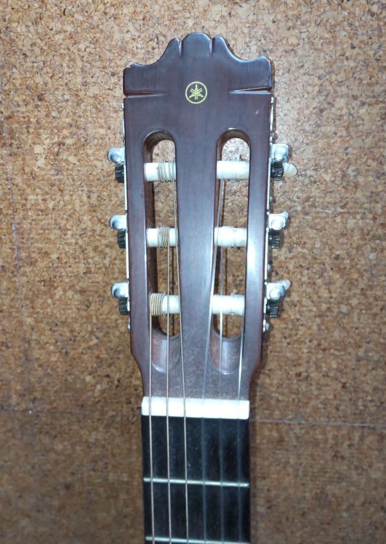 クラシックギター YAMAHA カバー付き C-200A 中古