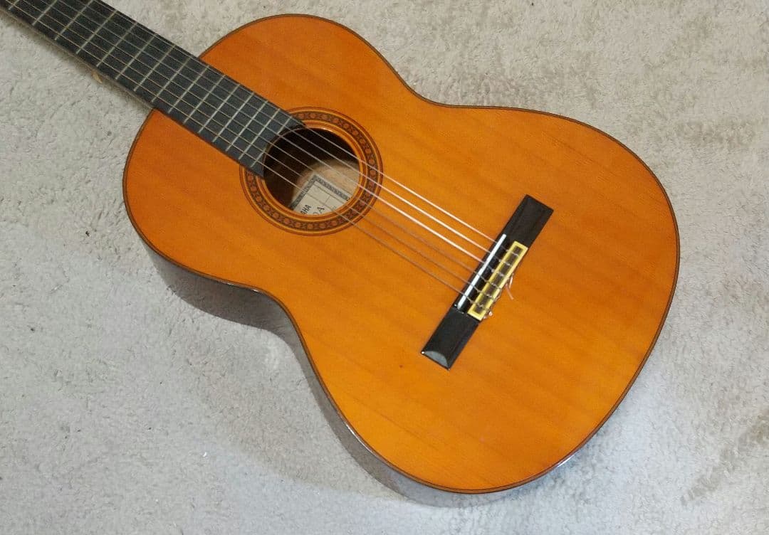 クラシックギター YAMAHA カバー付き C-200A 中古