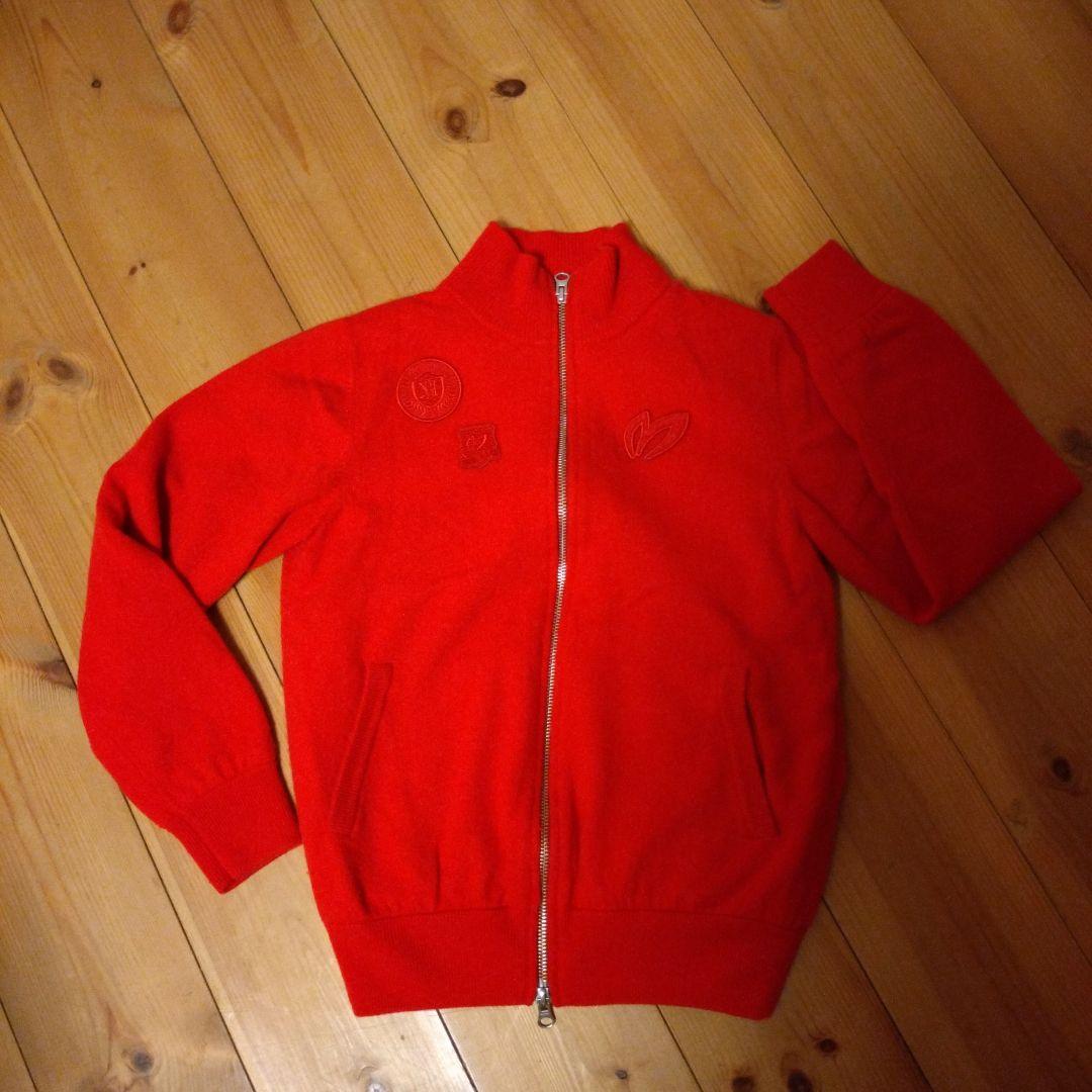 赤 ジップアップセーター